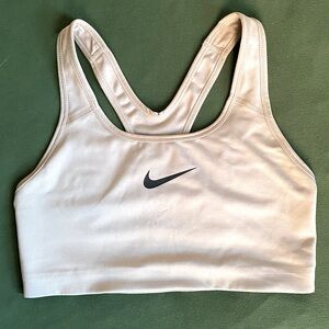 Nike Medium Support Sports Bra Light Beige